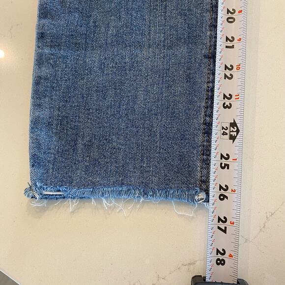 Kut from the Kloth Distressed Slim Fit Cropped Jeans Size 8 - Picture 9 of 11